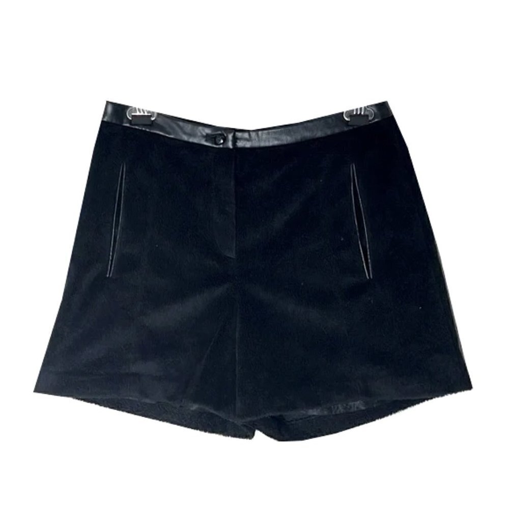 STAGE OF PLAYLORD Fuzzy Shorts Size 4